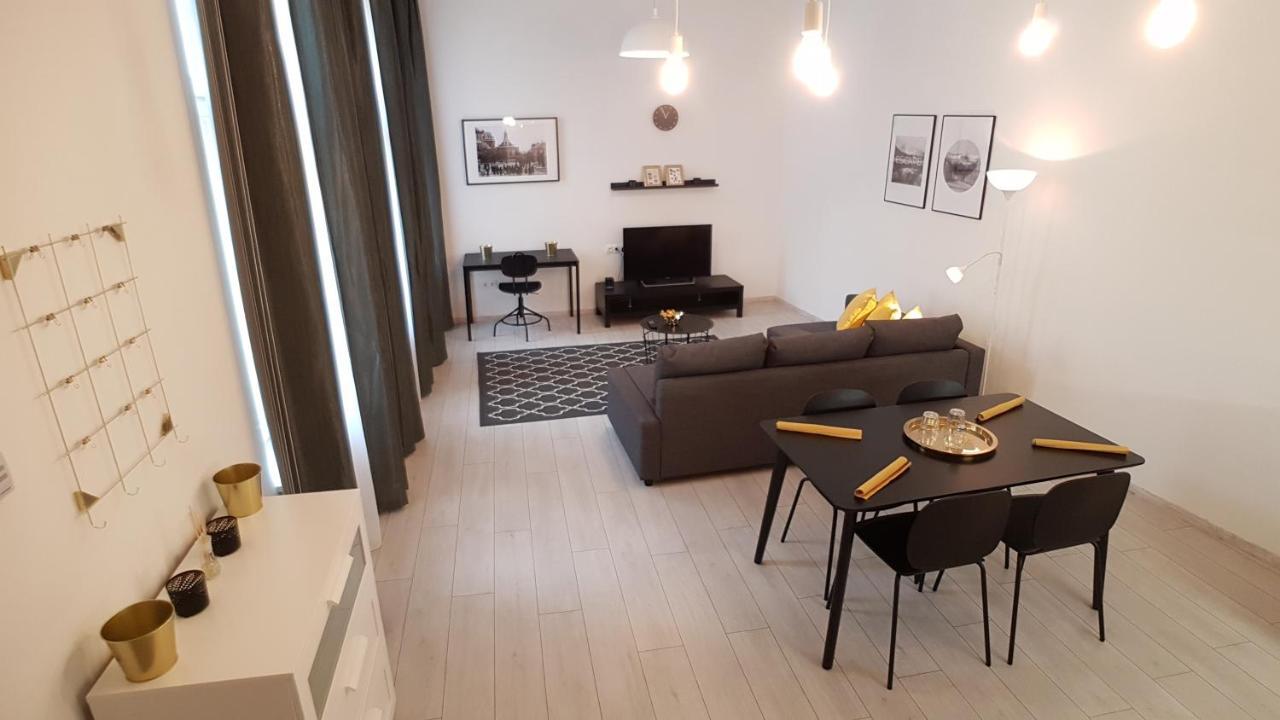 Piacsek Apartmanház Pécs Kültér fotó