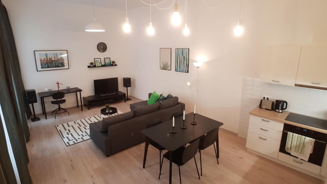 Piacsek Apartmanház Pécs Kültér fotó