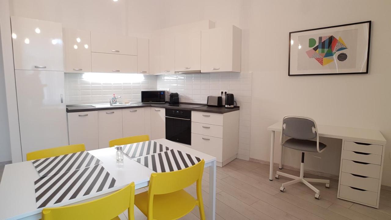 Piacsek Apartmanház Pécs Kültér fotó