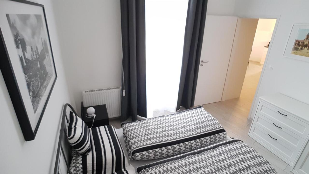 Piacsek Apartmanház Pécs Kültér fotó