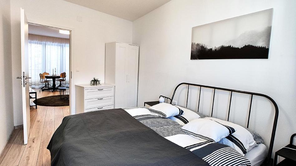 Piacsek Apartmanház Pécs Kültér fotó